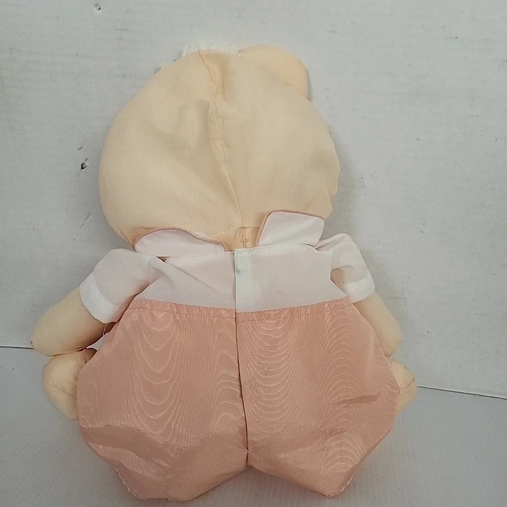 Fisher Price Vintage 1986 PUFFALUMP Orange Peach Bear Cub #8006 W/ Outfit 17